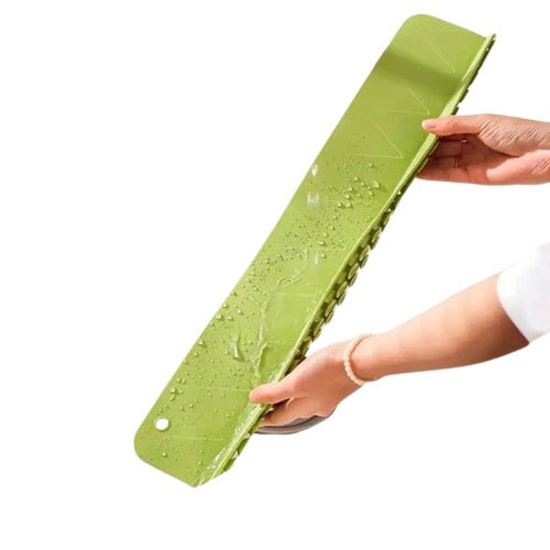 Splash Guard for Kitchen Sink & Counter top
